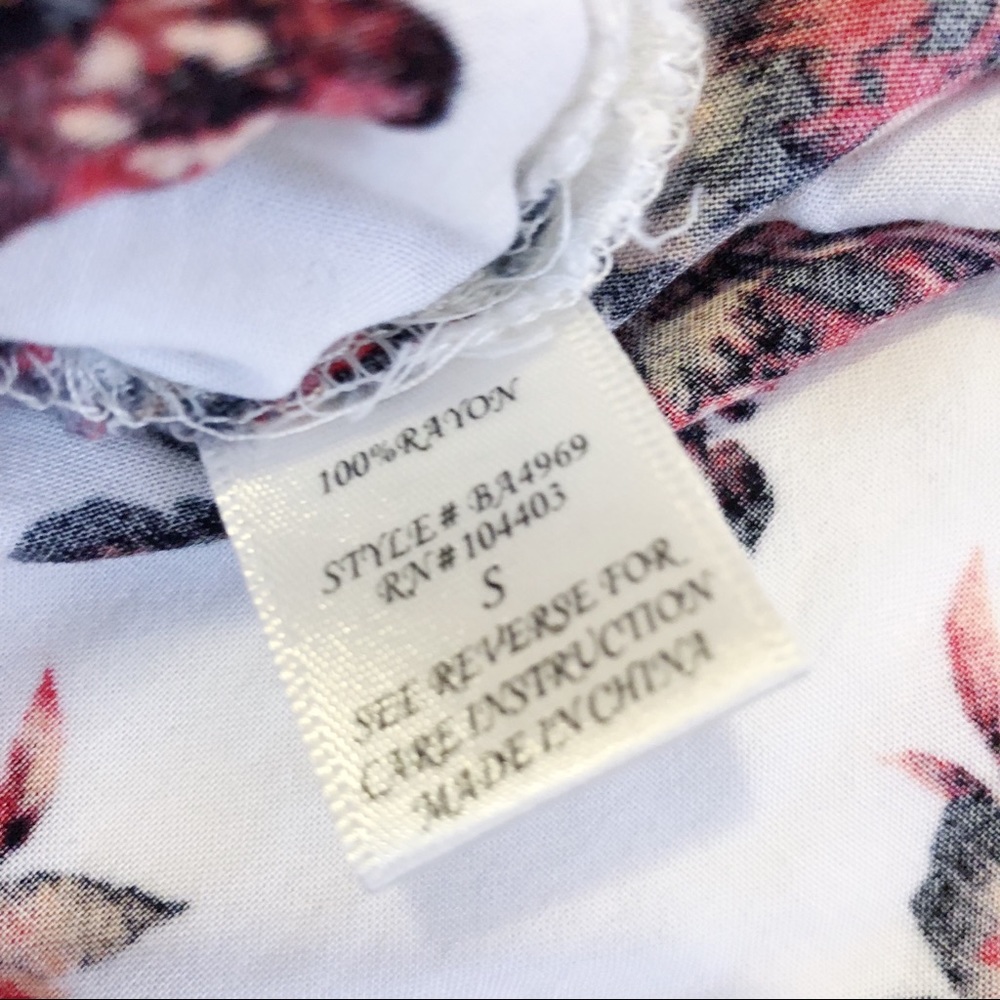 Blu Pepper Floral Bell Sleeve Blouse - Picture 6 of 6